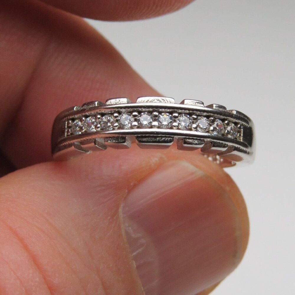 *925 Sterling Silver Diamond Ring